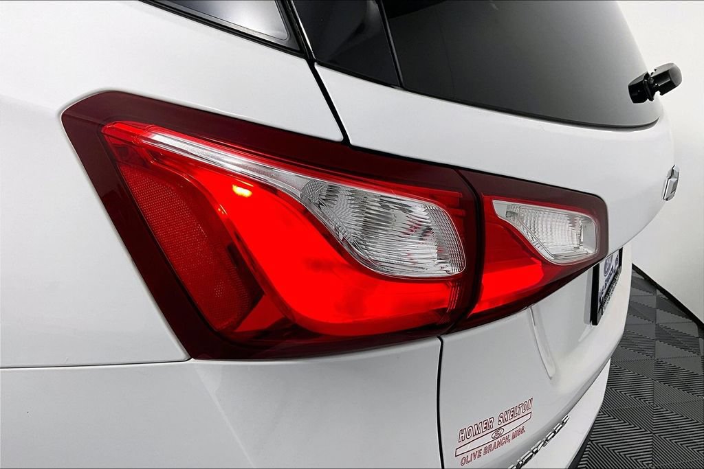 Used 2019 Chevrolet Equinox Premier FWD image 29