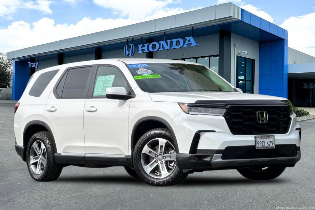 Certified 2025 Honda Pilot EX-L video 1