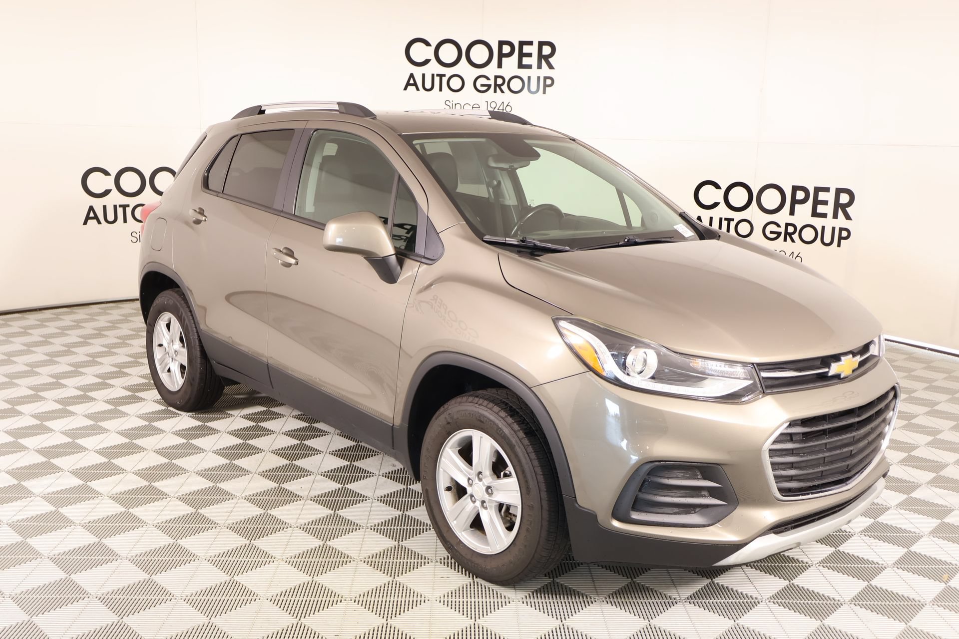 Used 2022 Chevrolet Trax LT w/ Driver Confidence Package