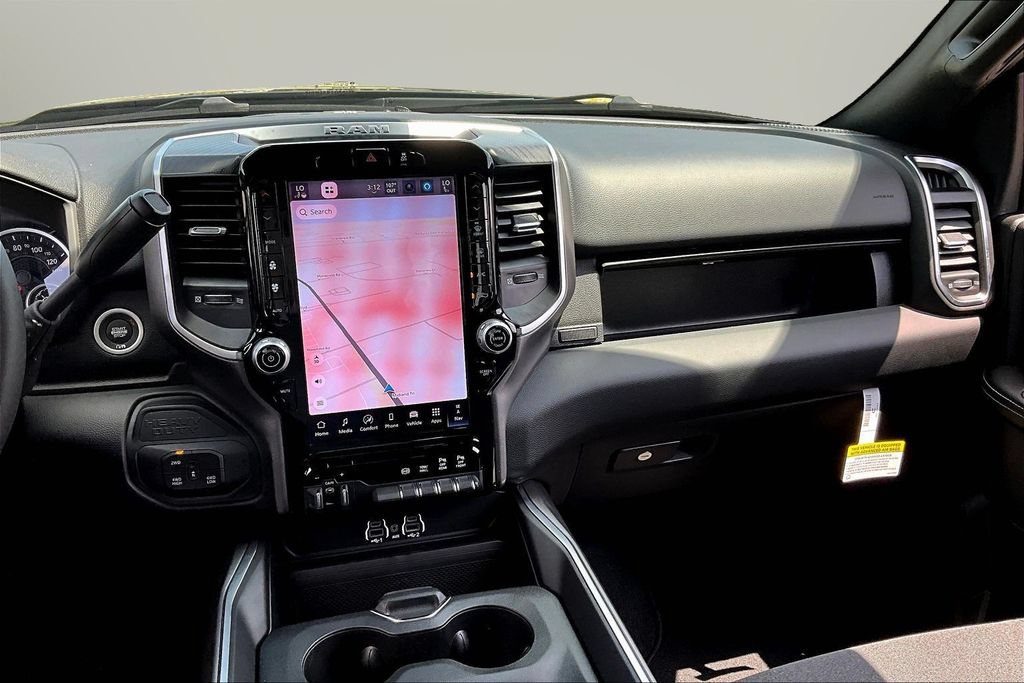 New 2026 RAM 2500 Big Horn AWD/4WD image 6