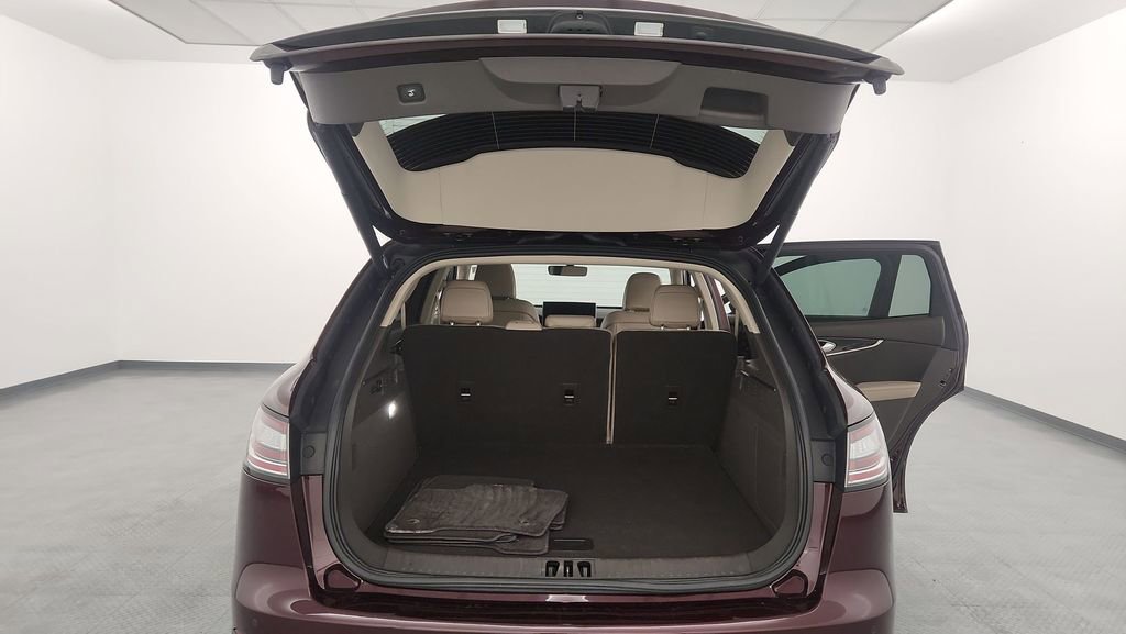 Used 2022 Lincoln Nautilus Reserve image 28