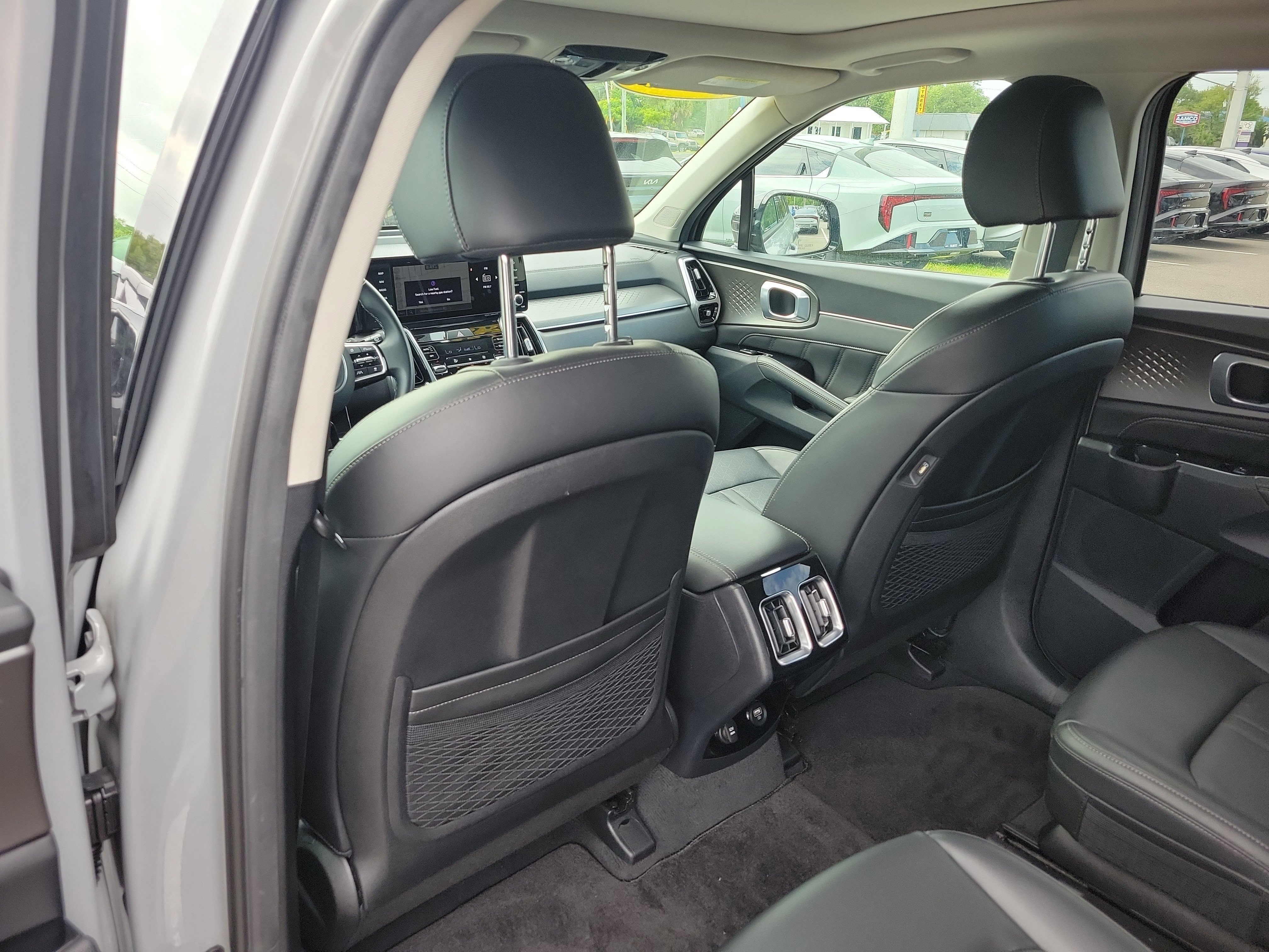 Certified 2023 Kia Sorento SX AWD/4WD image 17