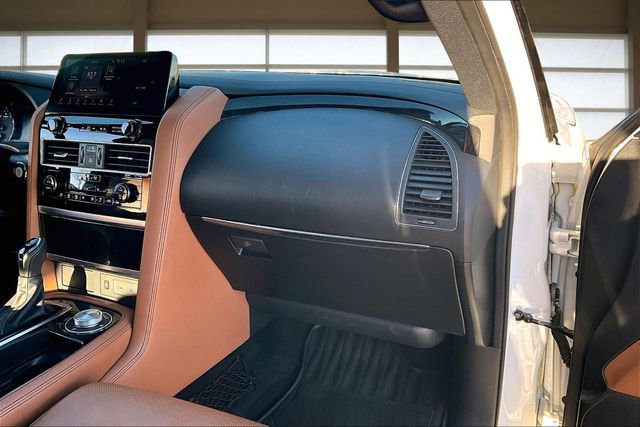 Used 2024 INFINITI QX80 Sensory w/ Cargo Package image 17