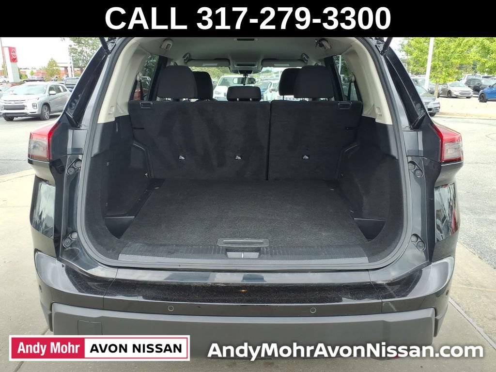 Used 2024 Nissan Rogue S FWD image 10