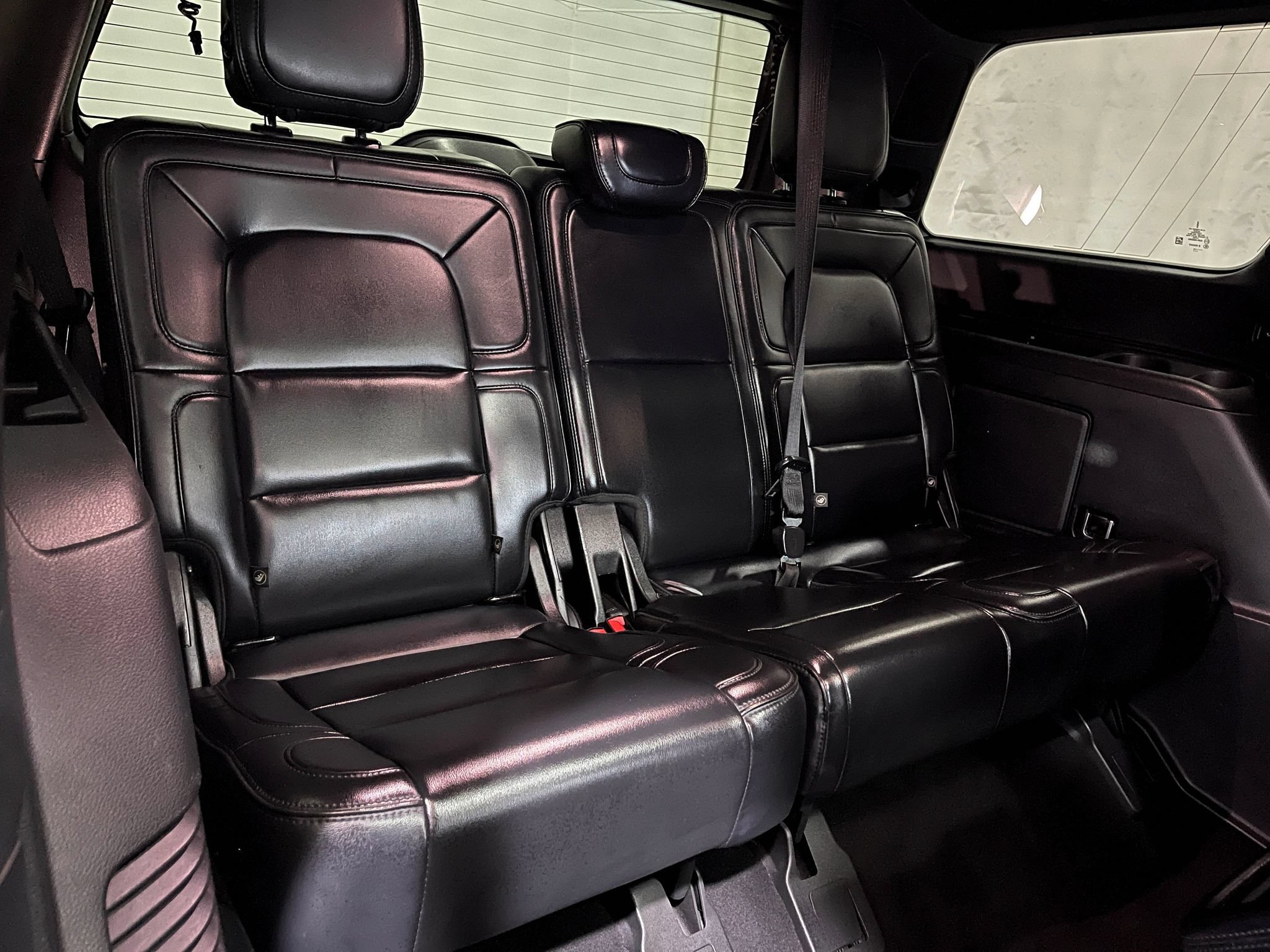 Used 2019 Lincoln Navigator Reserve AWD/4WD image 32