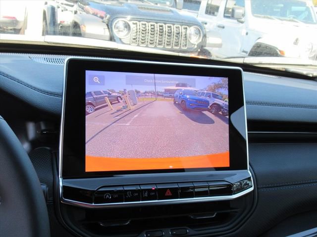 New 2026 Jeep Compass Latitude image 22