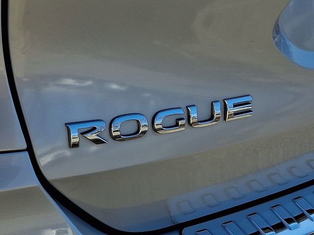 Used 2019 Nissan Rogue SV image 29