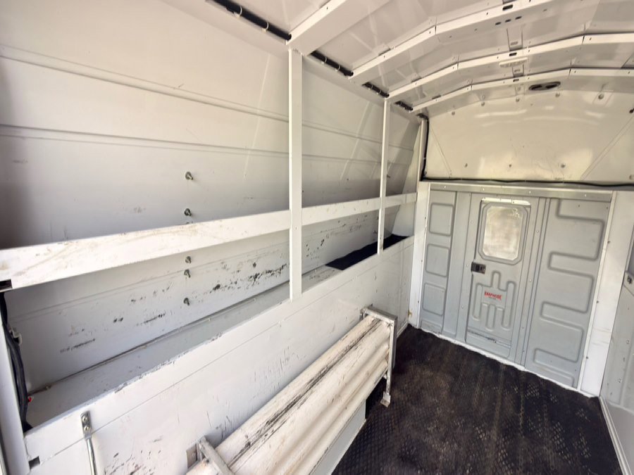 Used 2018 GMC Savana 3500 w/ Power Convenience Package image 13