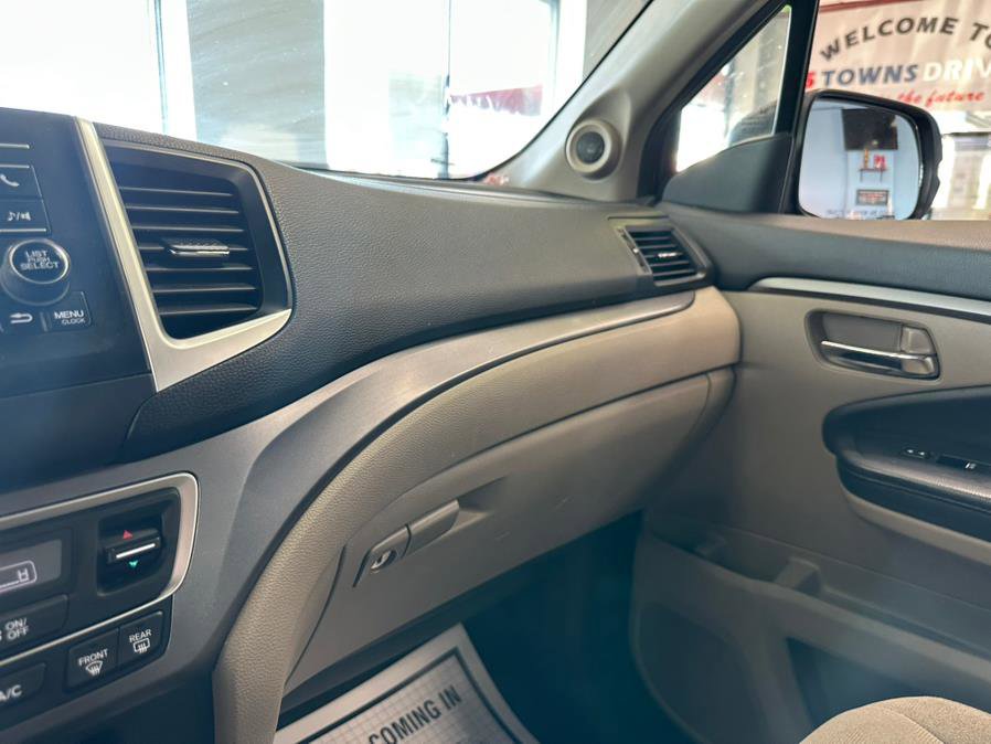 Used 2019 Honda Pilot LX image 44