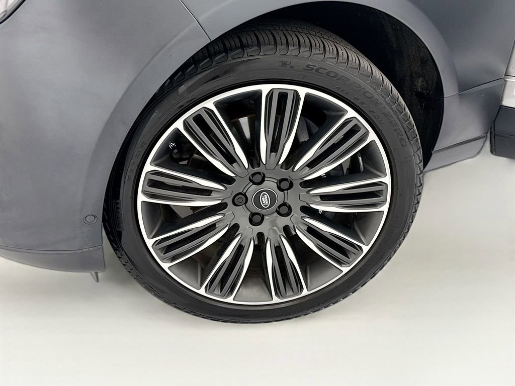 Used 2021 Land Rover Range Rover P525 Westminster Edition LWB image 28