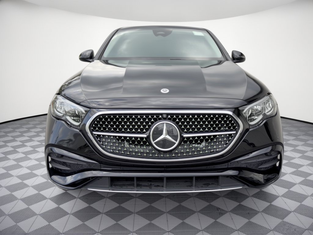 Used 2025 Mercedes-Benz E 350 Sedan w/ Winter Package image 6