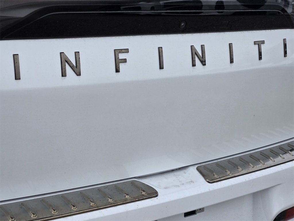 New 2026 INFINITI QX80 4WD image 10