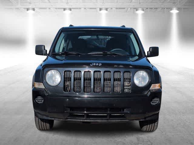 Used 2010 Jeep Patriot Sport AWD/4WD image 3