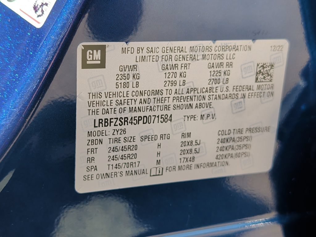Used 2023 Buick Envision Avenir AWD/4WD image 40