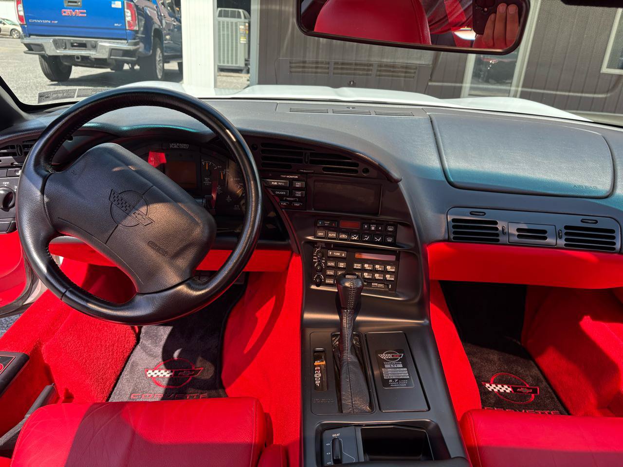 Used 1994 Chevrolet Corvette Coupe RWD image 9