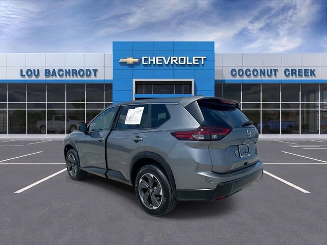 Used 2024 Nissan Rogue SV image 6