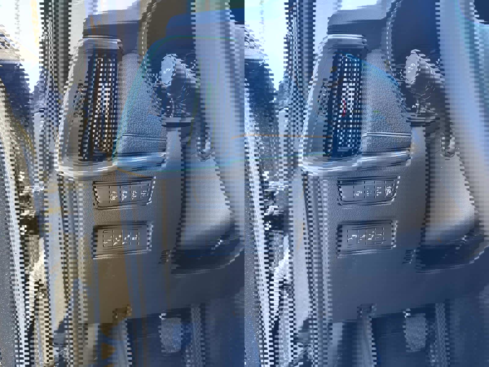 Used 2026 MAZDA CX-70 3.3 Turbo w/ Preferred Package image 32