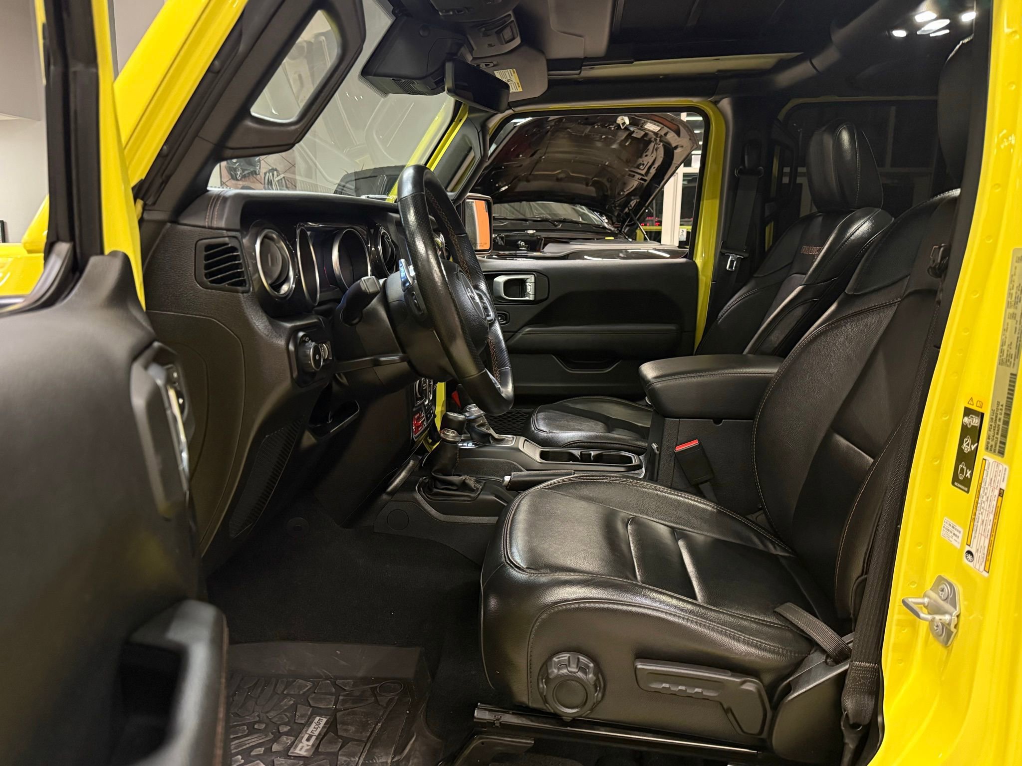 Used 2022 Jeep Wrangler Unlimited Rubicon w/ Trailer Tow Package image 31