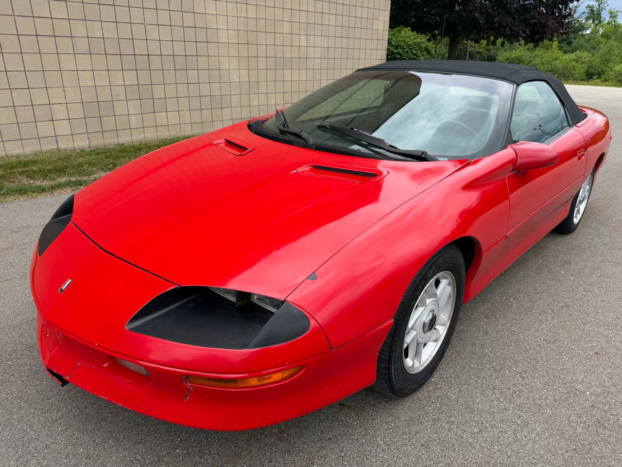 Used 1995 Chevrolet Camaro LT RWD image 1