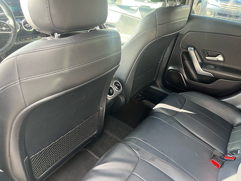 Used 2019 Mercedes-Benz A 220 w/ Premium Package image 19