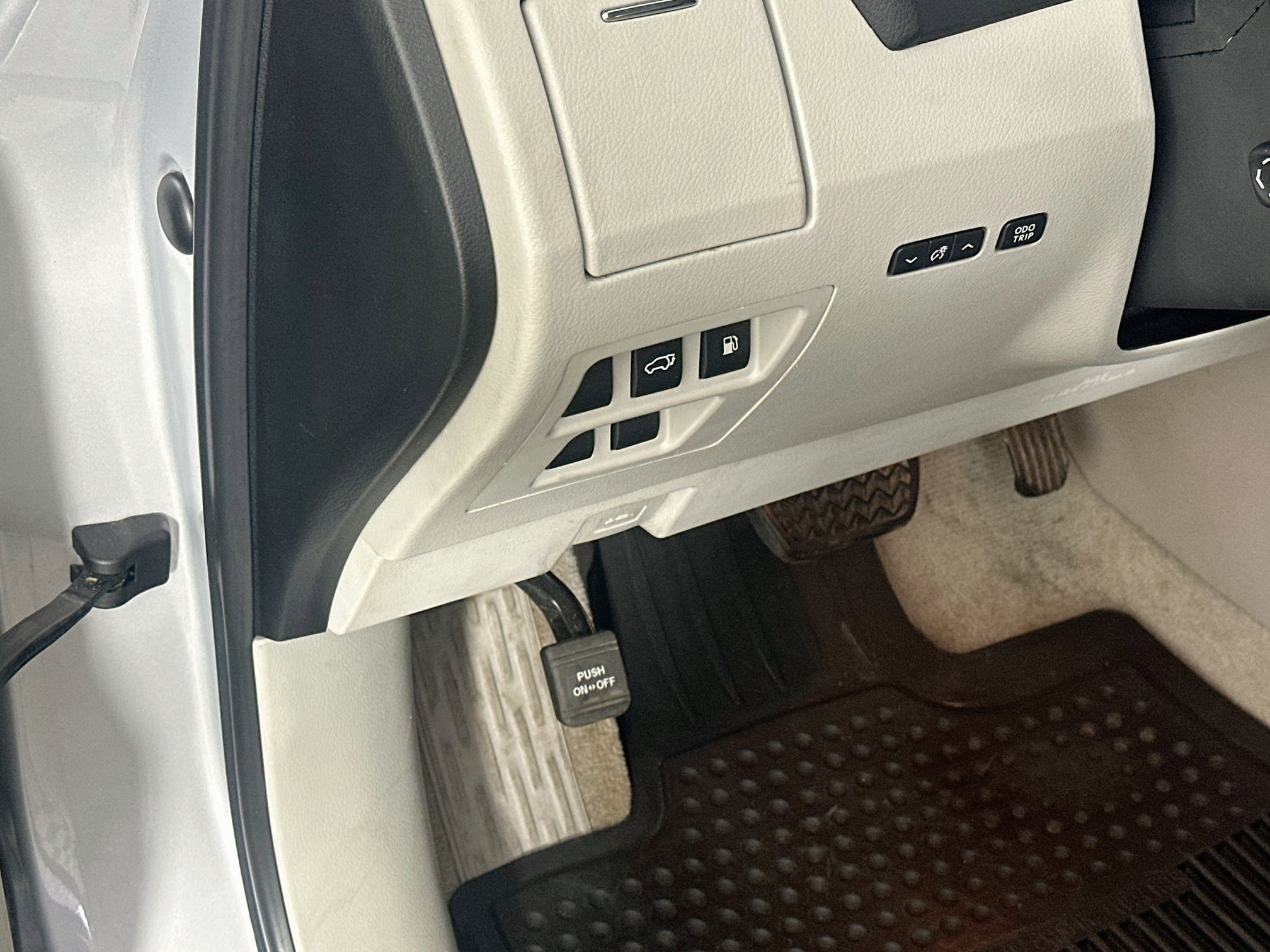 Used 2010 Lexus RX 350 AWD w/ Premium Pkg image 16