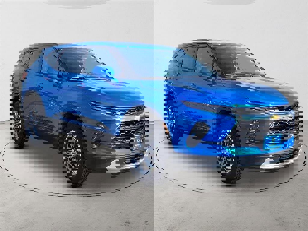 New 2025 Chevrolet Blazer LT w/ LPO, Sport Package image 3