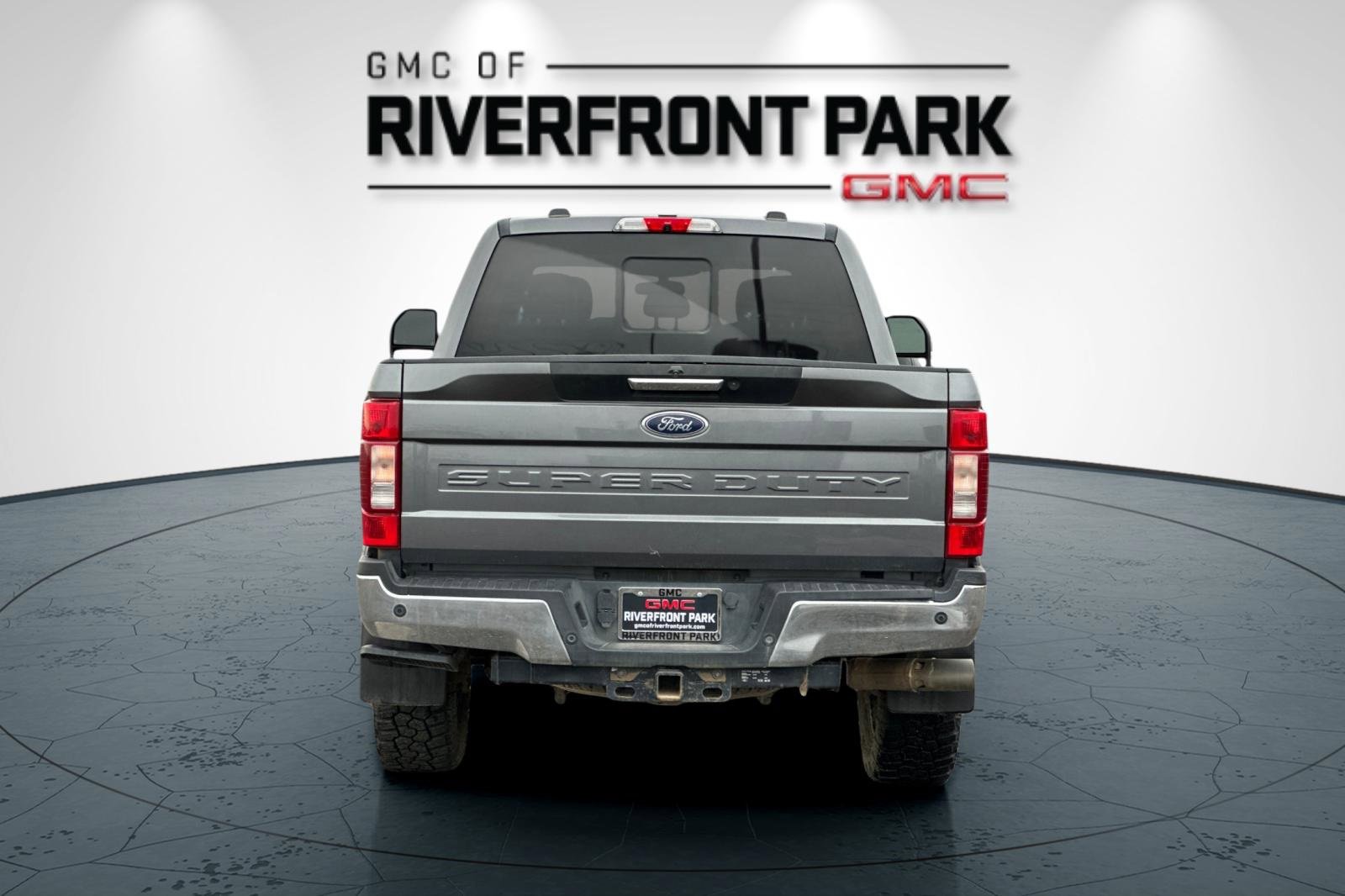Used 2021 Ford F250 Lariat w/ Chrome Package image 4