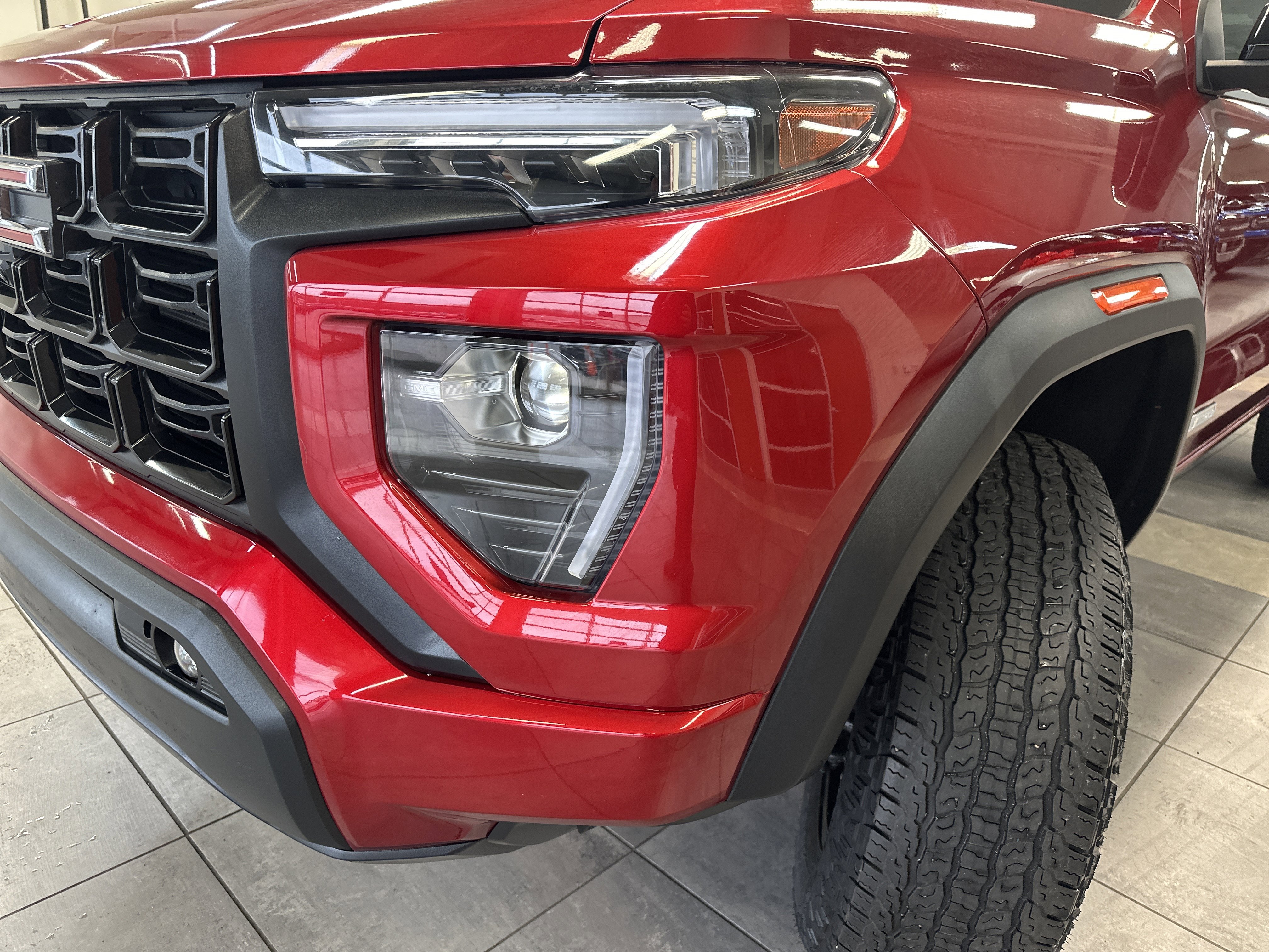 Used 2023 GMC Canyon Elevation w/ Convenience Package image 18