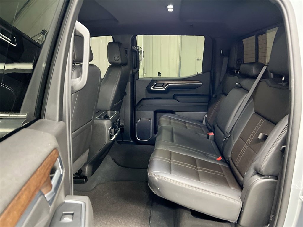 Used 2023 Chevrolet Silverado 1500 High Country image 23