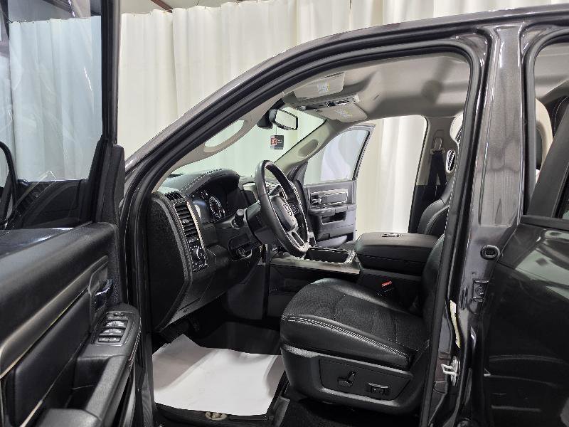 Used 2018 RAM 2500 Big Horn w/ Sport Appearance Group image 16