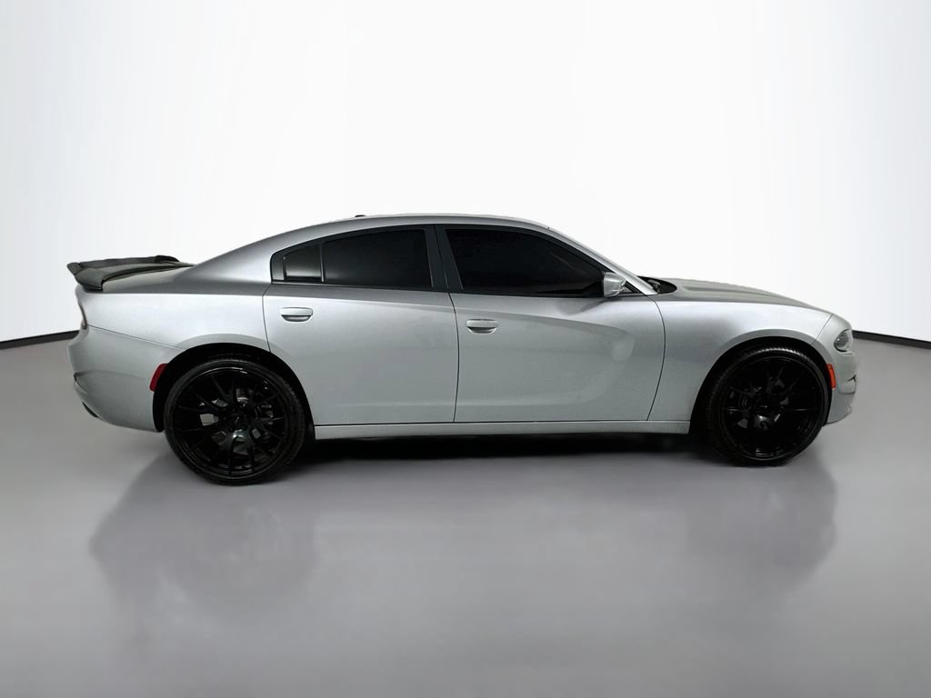 Used 2016 Dodge Charger SXT w/ AWD Plus Group image 8