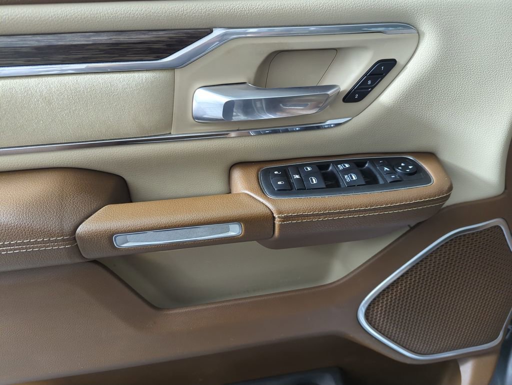 Used 2019 RAM 1500 Laramie image 9