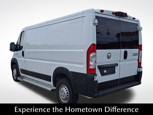 Used 2025 RAM ProMaster 2500 w/ U-Haul Equipment Group FWD image 4