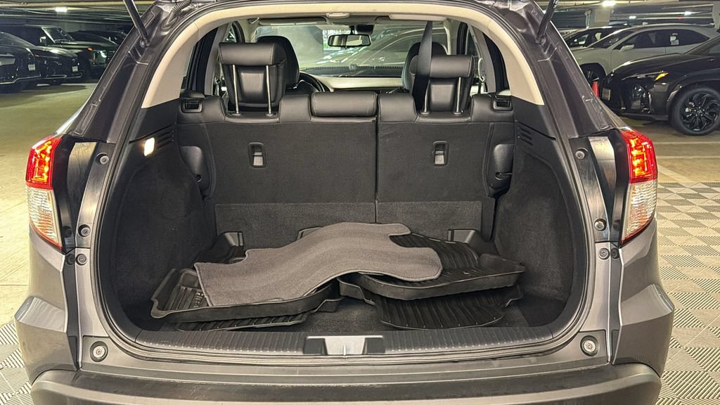 Used 2021 Honda HR-V EX-L image 14