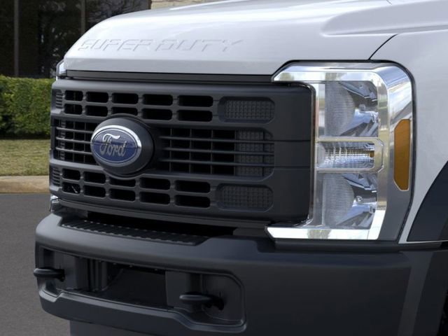 New 2025 Ford F450 XL AWD/4WD image 17