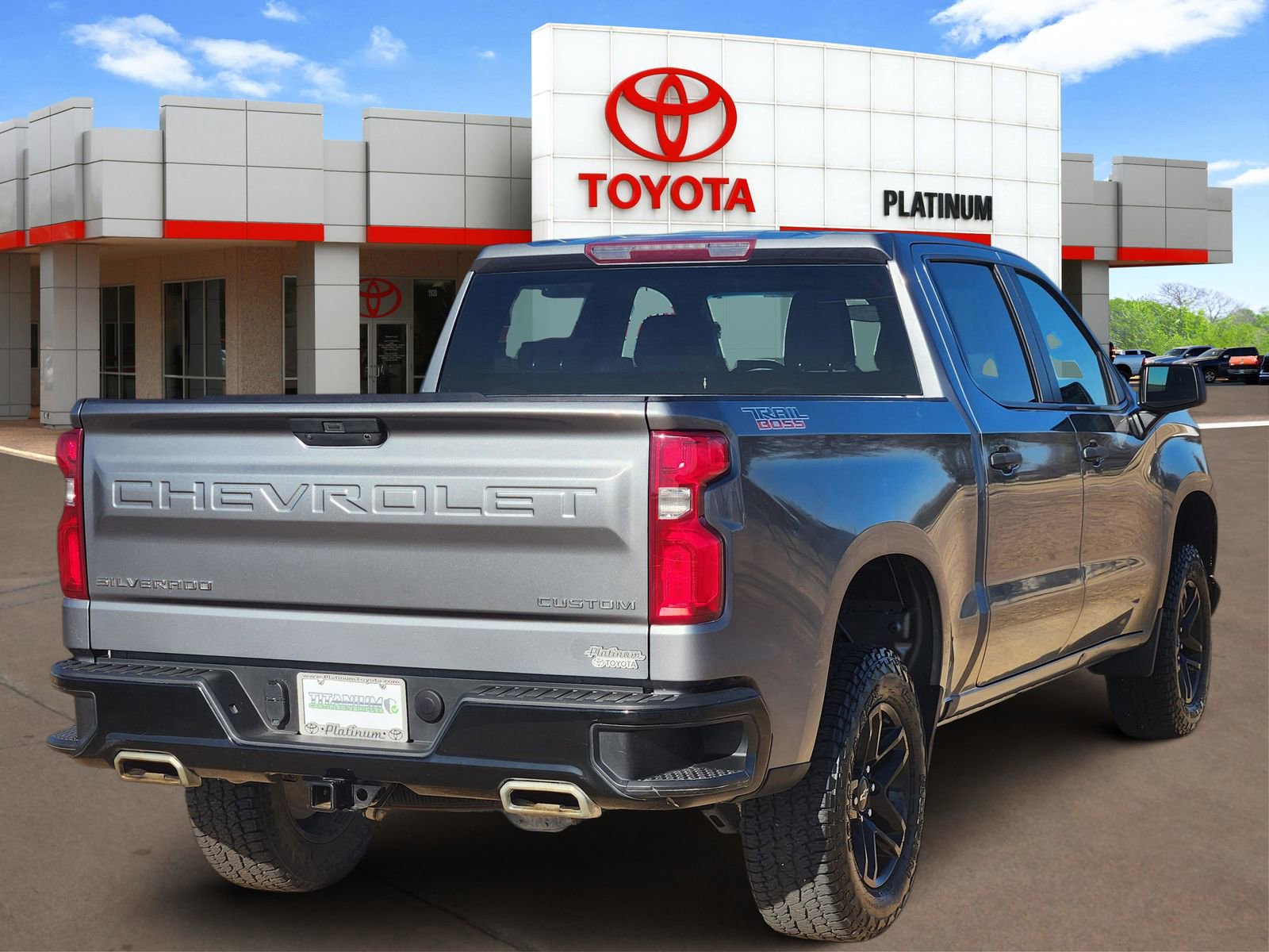 Used 2022 Chevrolet Silverado 1500 Custom Trail Boss w/ Safety Confidence Package image 4