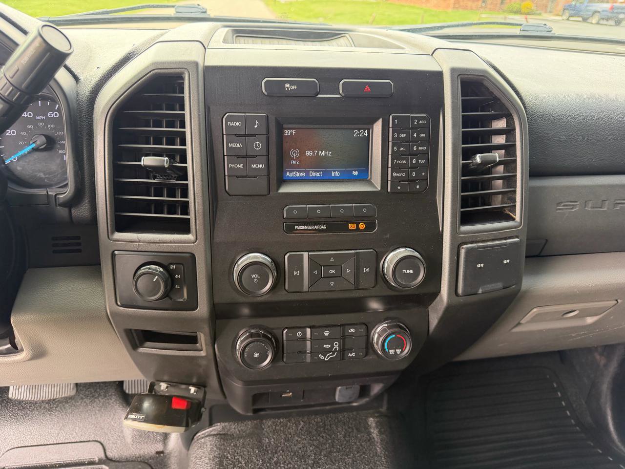 Used 2019 Ford F250 XL image 24