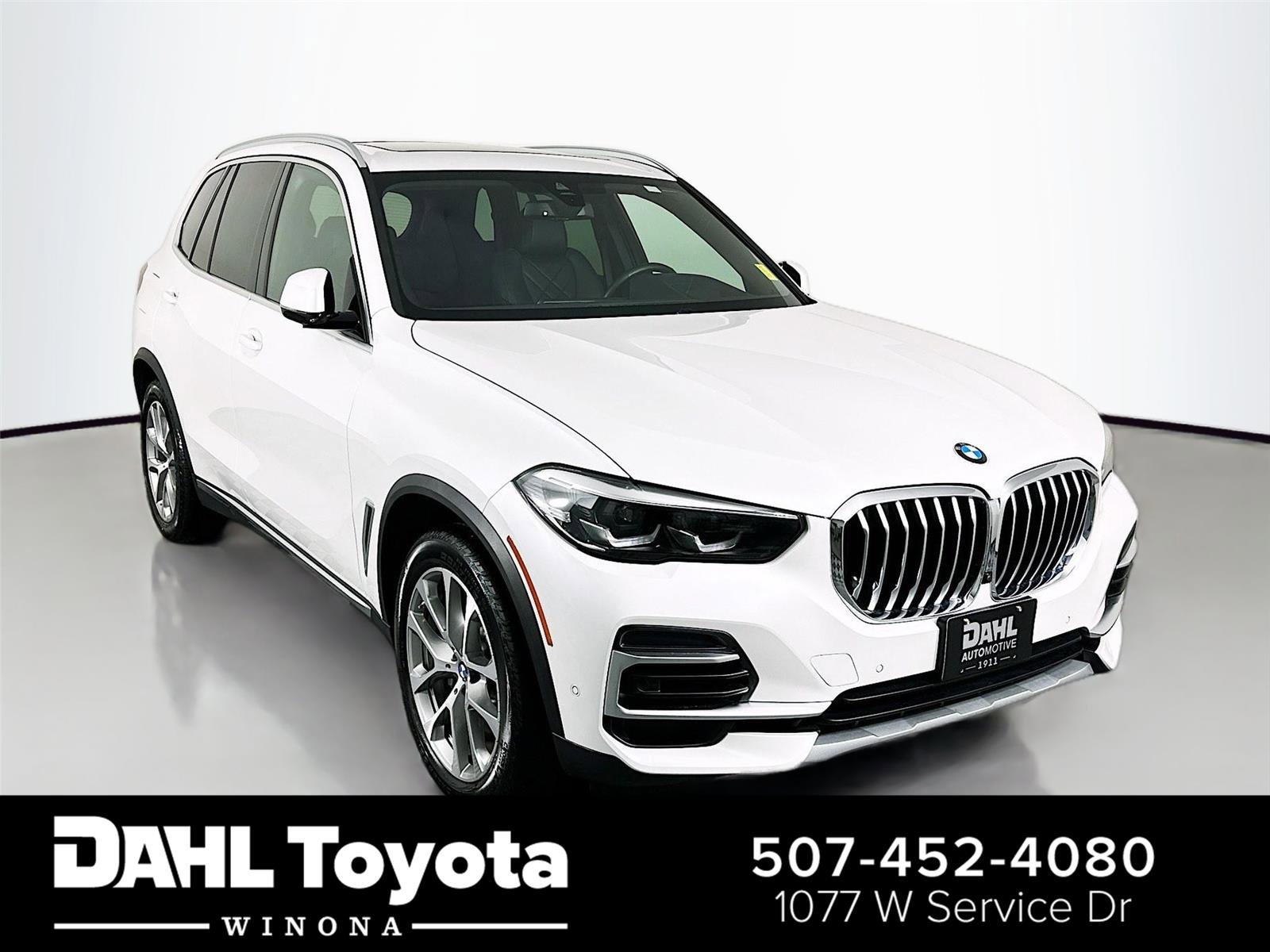 Used 2023 BMW X5 xDrive40i w/ Premium Package image 1