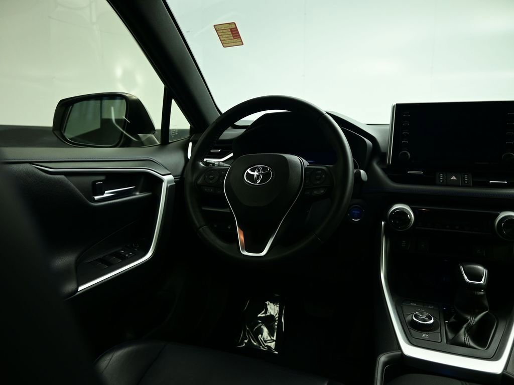 Used 2019 Toyota RAV4 XSE w/ XSE Weather Package image 39