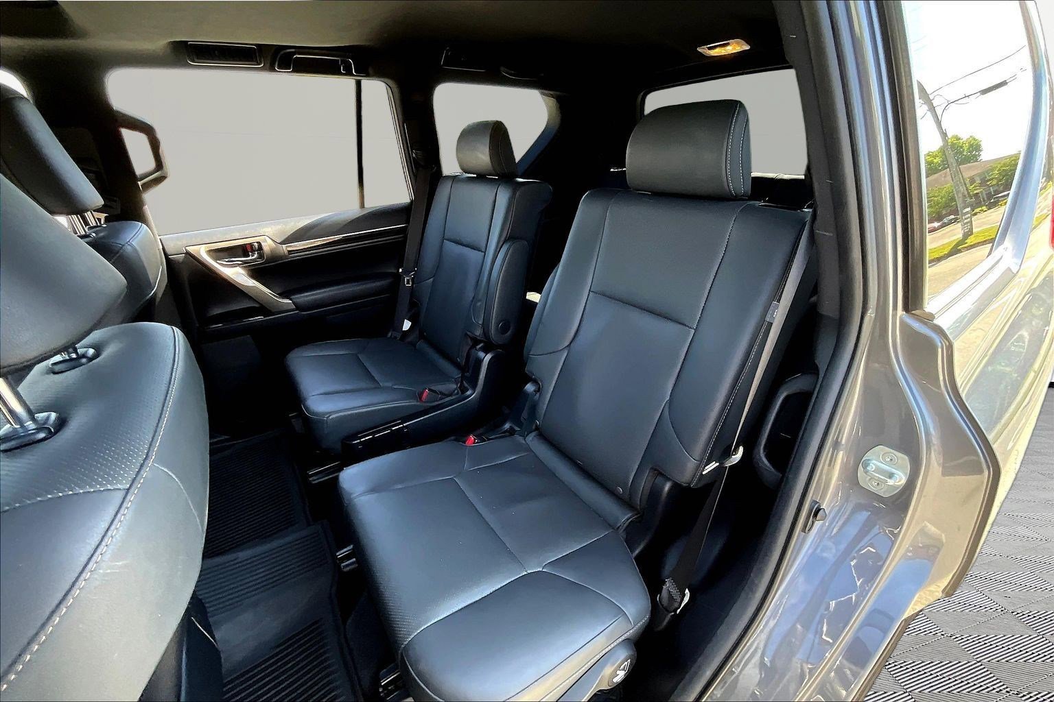 Used 2020 Lexus GX 460 Premium AWD/4WD image 21