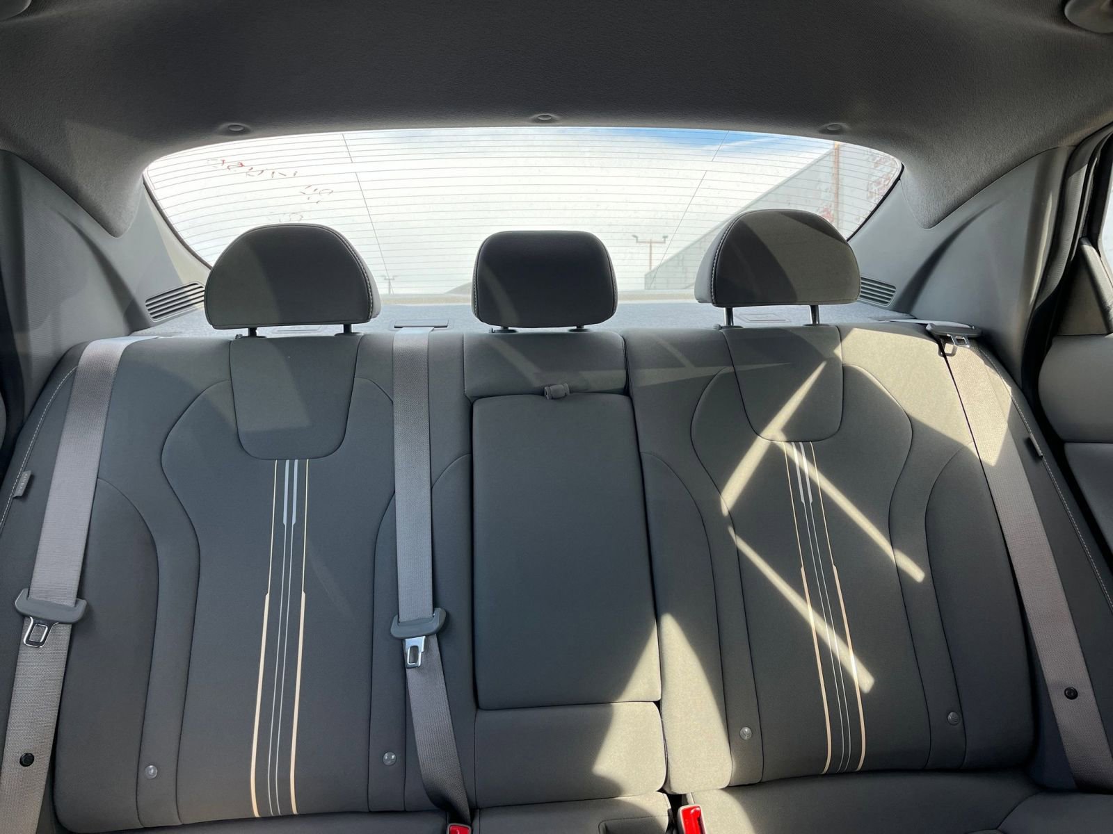 Used 2025 Hyundai Elantra SEL image 38