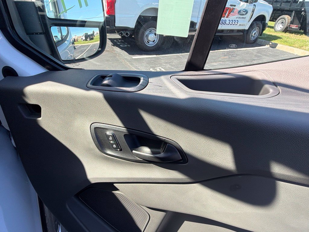 New 2027 Ford Transit 250 148 Medium Roof w/ Load Area Protection Package RWD image 26