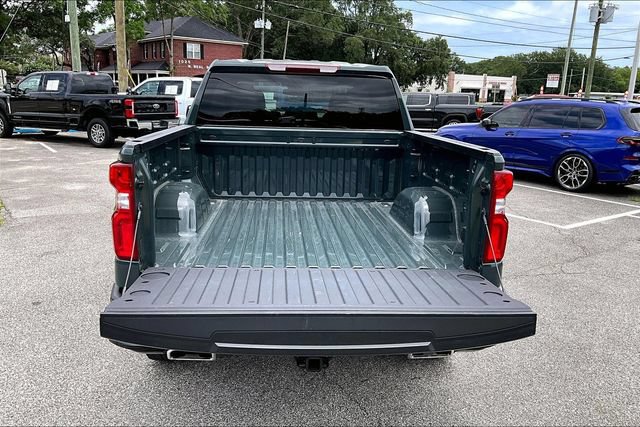 Used 2025 Chevrolet Silverado 1500 LT Trail Boss AWD/4WD image 36