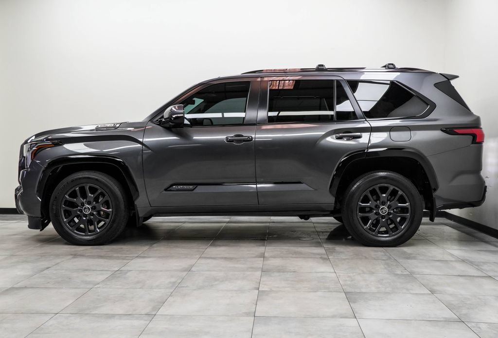 Used 2024 Toyota Sequoia Platinum AWD/4WD image 10