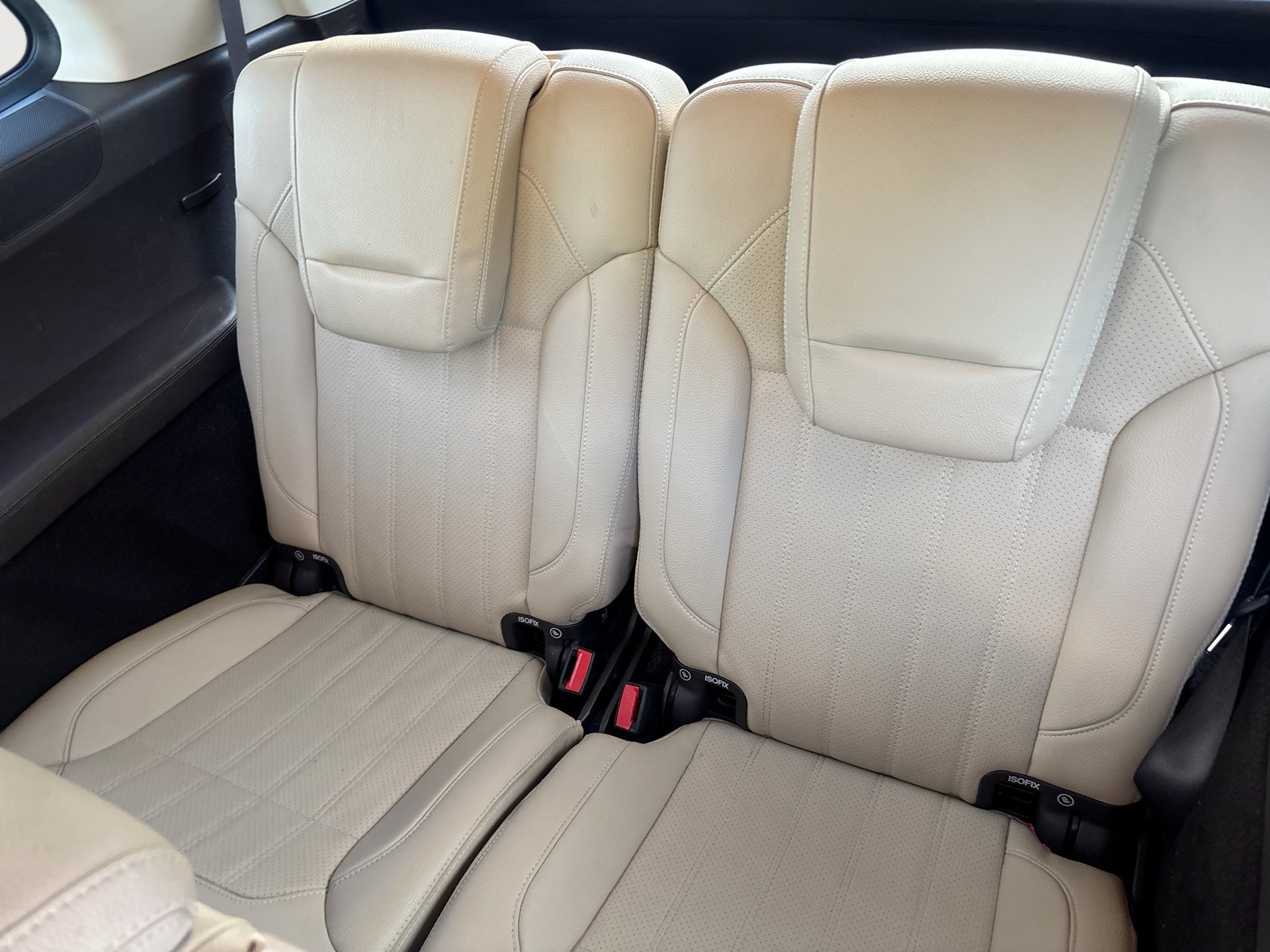 Used 2018 Mercedes-Benz GLS 450 4MATIC w/ Premium Package image 27
