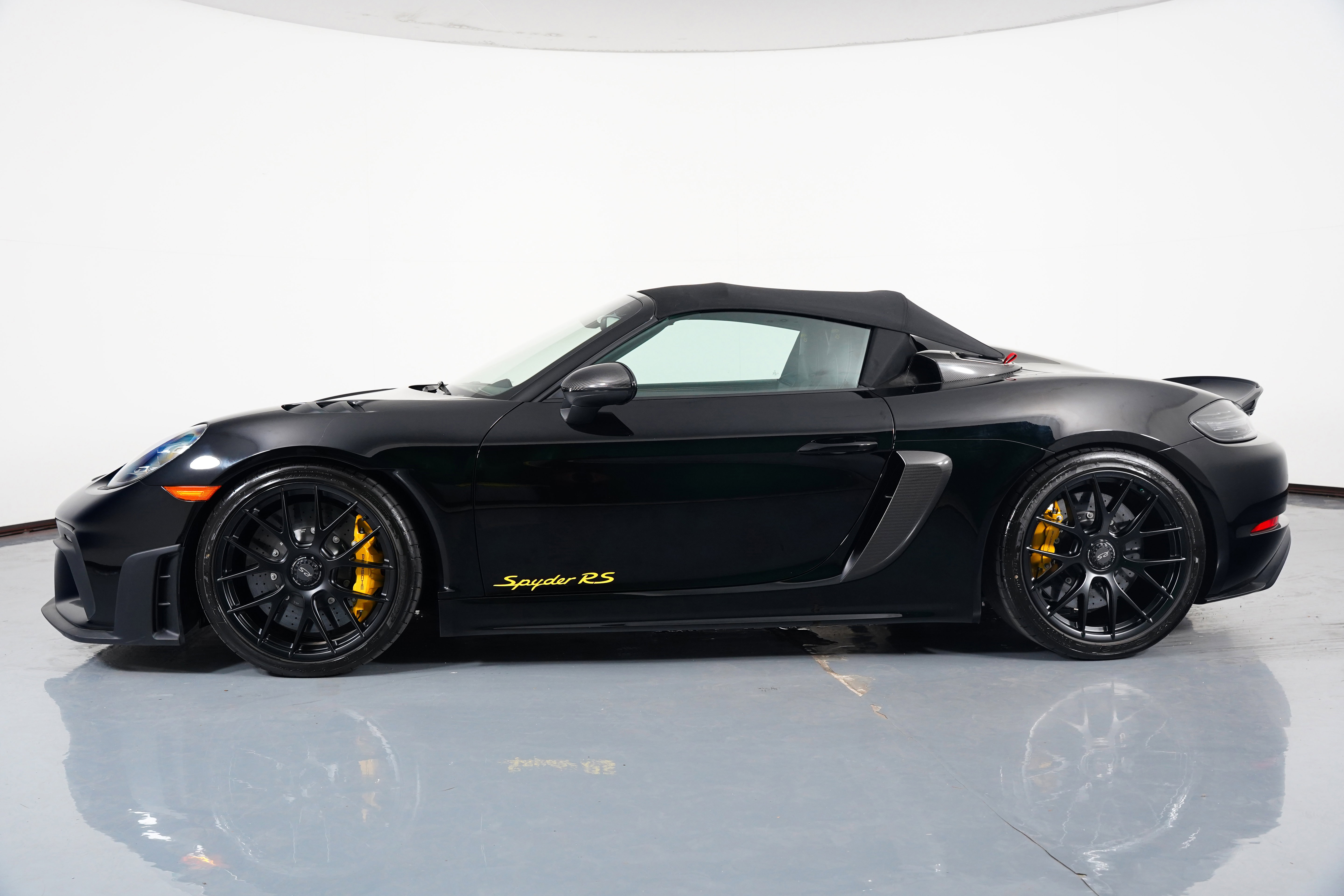 Used 2025 Porsche 718 Boxster Spyder RS image 26