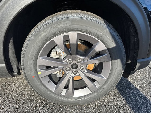New 2026 Ford Explorer Active w/ Active Comfort Package image 12