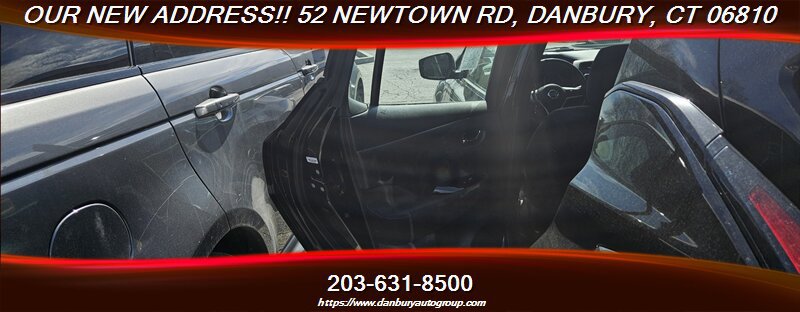Used 2018 Nissan Leaf SV w/ SV Technology Package FWD image 18