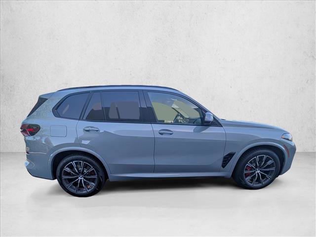 New 2026 BMW X5 xDrive50e w/ M Sport Package AWD/4WD image 6