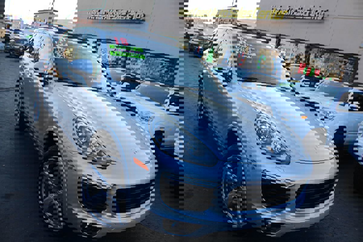 Used 2018 Porsche Cayenne Platinum Edition image 42